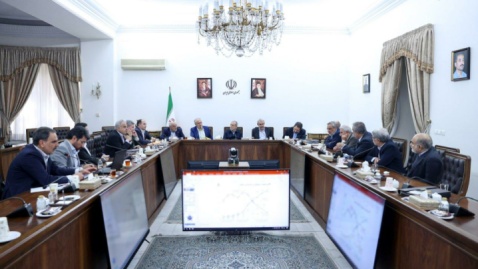 پزشکیان: منابع مالی و ارزی کشور نباید در چرخه معیوب واسطه‌گری هدر برود