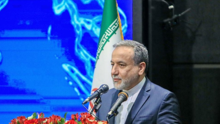 عراقچی: بخش خصوصی خواستار رفع برخی سخت‌گیری‌ها و تحریم‌های داخلی است