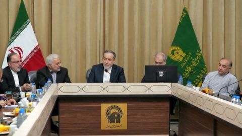 نشست وزیر امور خارجه با سفرای ایران در تعدادی از کشورهای همسایه