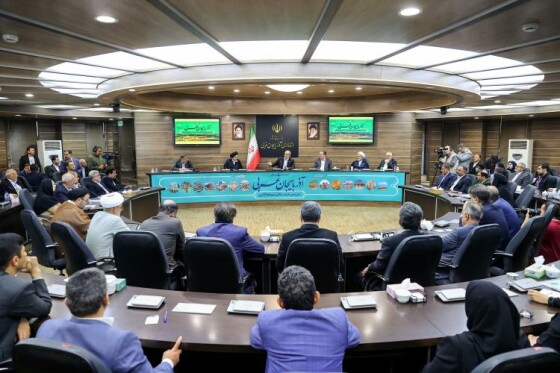 نشست با فرهیختگان و فعالان سیاسی، اجتماعی و فرهنگی استان