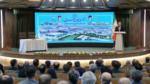 گزارش تصویری/ نشست رئیس‌جمهور پزشکیان با سرمایه‌گذاران و فعالان اقتصادی استان آذربایجان غربی