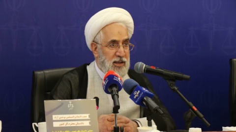 نظارت بر توزیع ارزاق عمومی و معیشت مردم، اولویت دادستان‌ها است