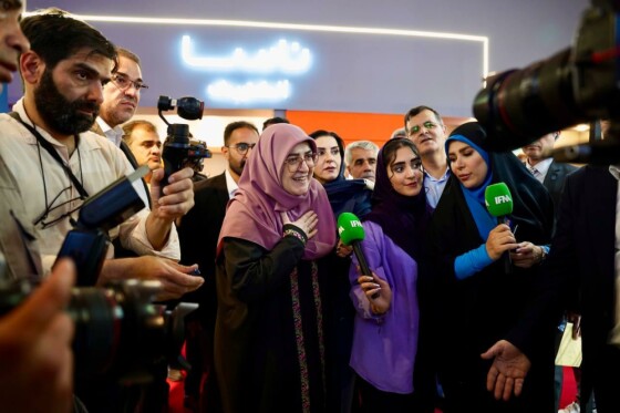 بازدید سخنگوی دولت از بیست و پنجمین نمایشگاه بین‌المللی لوازم خانگی