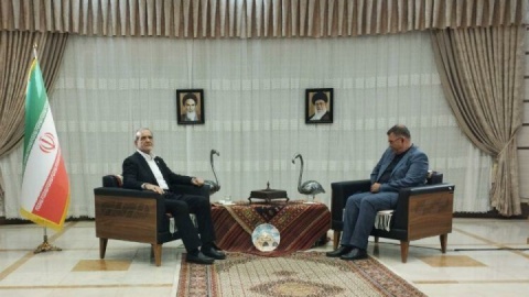 پزشکیان: برنامه‌ای جامع برای احیای دریاچه ارومیه در دست اجرا است