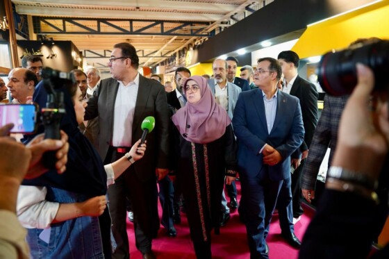 بازدید سخنگوی دولت از بیست و پنجمین نمایشگاه بین‌المللی لوازم خانگی