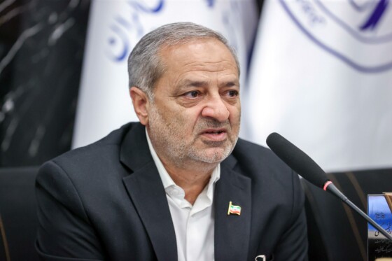 دیدار محمدرضا عارف با اعضای باشگاه دانش‌پژوهان جوان و مدال‌آوران المپیادی