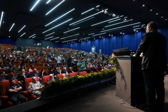 حضور وزیر بهداشت، درمان و آموزش پزشکی در چهلمین کنگره رادیولوژی ایران