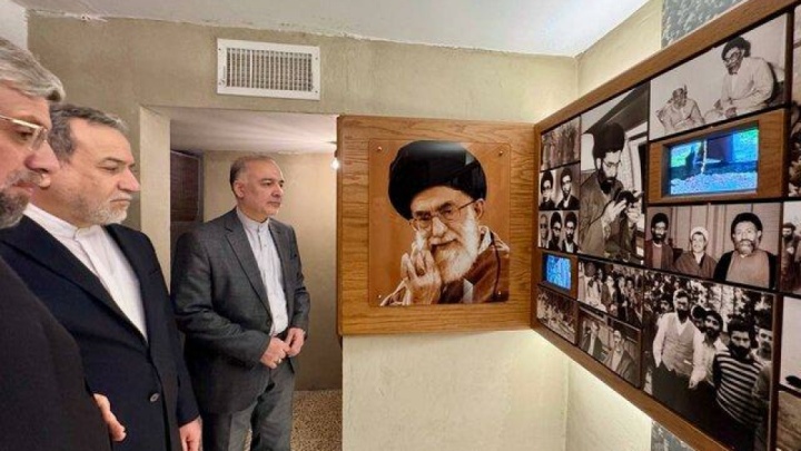 بازدید عراقچی از منزل رهبر معظم انقلاب