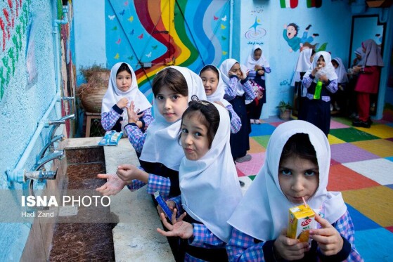 بازدید از مدارس اتباع خارجی غیر مجاز