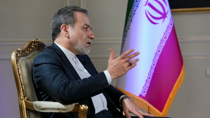 عراقچی: دیپلماسی زیر آتش جنگ هم برقرار بوده اما مذاکره با قُلدری متفاوت است