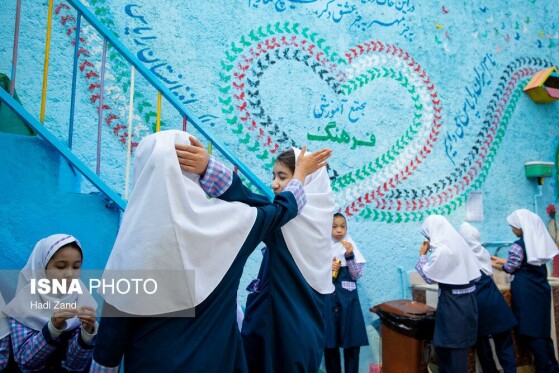 بازدید از مدارس اتباع خارجی غیر مجاز