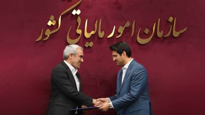 مهر تأیید وزیر اقتصاد بر برنامه تحولی سازمان امور مالیاتی