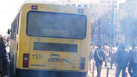 فیلم / اتوبوس درون شهری در تربت جام به دلیل نقص فنی طعمه حریق شد