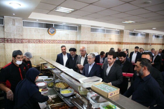 بازدید وزیر علوم، تحقیقات و فناوری از آزمایشگاه‌ها، شرکت‌های دانش بنیان و مراکز تحقیقاتی دانشگاه تربیت مدرس