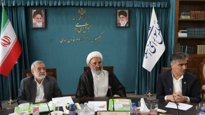 فرزین: هیچ‌گونه ناترازی ناشی از ادغام بانک آینده به بانک ملی منتقل نخواهد شد