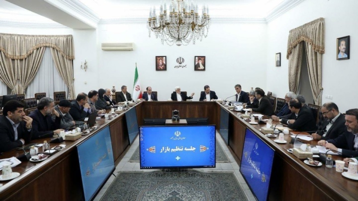 دکتر عارف: خالی کردن دل مردم هنر نیست/ مسئولان اختلافات را در تریبون‌ها مطرح نکنند