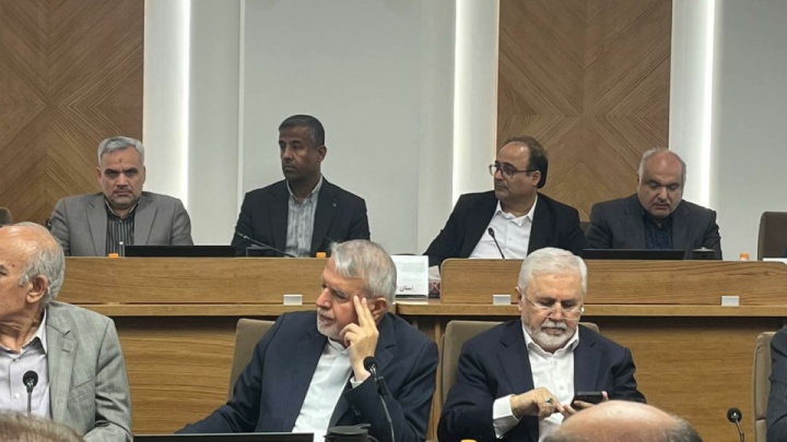 تاکید رئیس‌جمهور بر آغاز دوران توسعه دریامحور