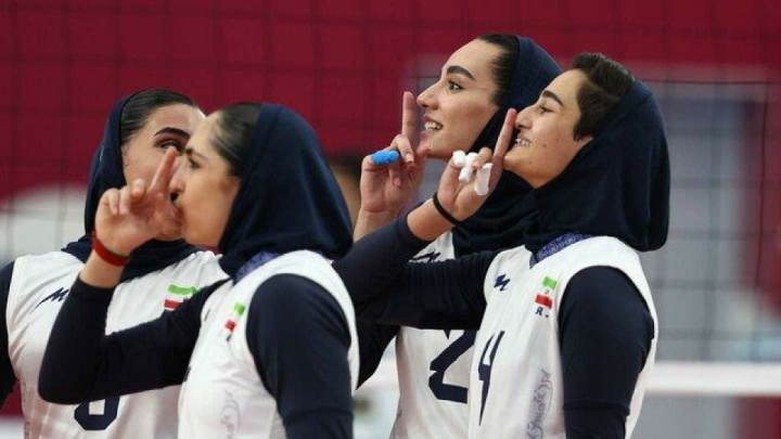 دختران والیبال ایران فینالیست شدند/ پیروزی نفس‌گیر شاگردان لی مقابل فیلیپین