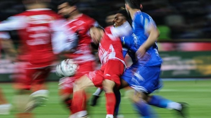 کلاف سردرگُم میزبانی از دربی