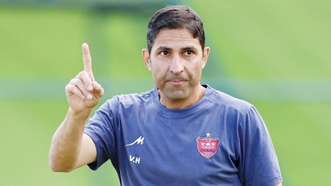 بلاتکلیفی مطلق نیمکت پرسپولیس