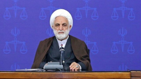 بدهی‌های بانک آینده به بانک ملی منتقل نمی‌شود/ برخی گمان می‌کنند با سهامداران متخلف یا مجرم برخورد نمی‌شود