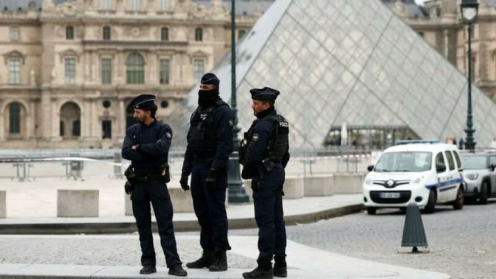 دستگیری ۲ متهم سرقت از موزه لوور