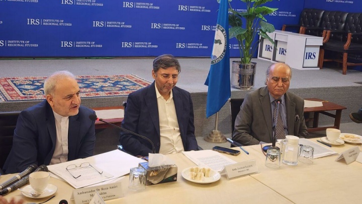 سفیر ایران در پاکستان: هرگز زیر بار توافق تحمیلی نمی‌رویم