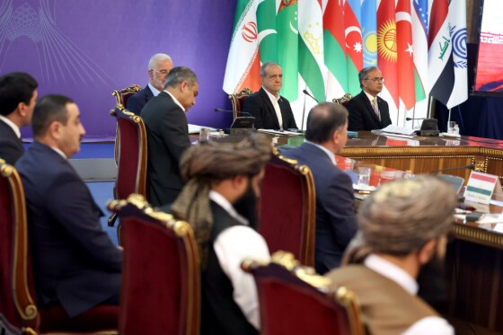 چهارمین نشست وزرای کشور عضو سازمان همکاری اقتصادی (اکو)