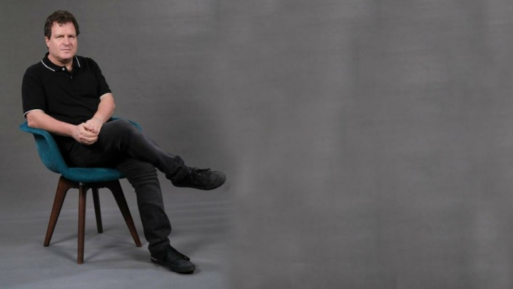 عبور از کلیشه‌های سیاست‌زده