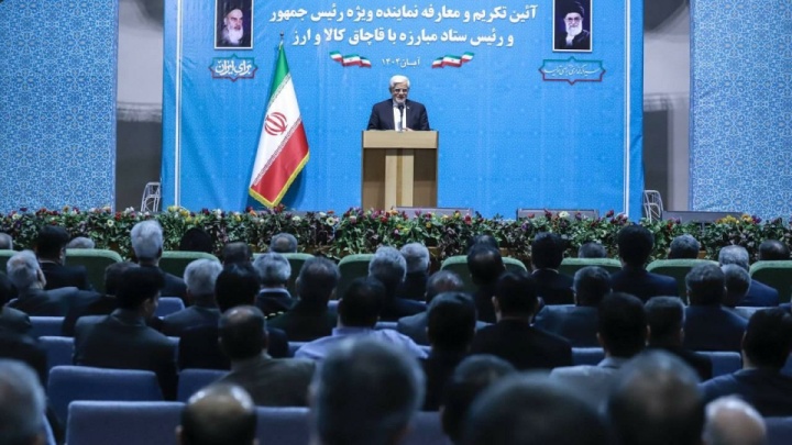 عارف: با عربستان رابطه صمیمانه داریم/ مرزها را باید با نگاه فرهنگی اداره کنیم نه امنیتی