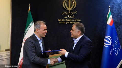 گزارش تصویری/ تکریم و معارفه مدیرکل دفتر وزارتی وزارت نفت