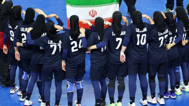 پیام تبریک وزیر امور خارجه در پی قهرمانی تیم هندبال دختران