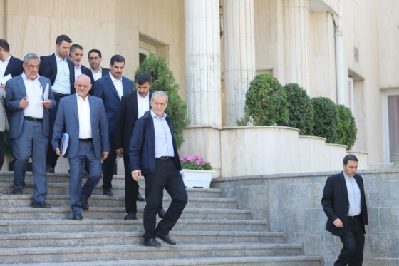 حاشیه جلسه امروز هیأت دولت