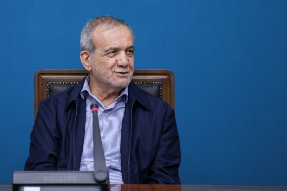 نشست بررسی عملکرد دانشگاه‌های پیام نور و فرهنگیان