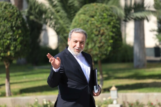 حاشیه جلسه امروز هیأت دولت