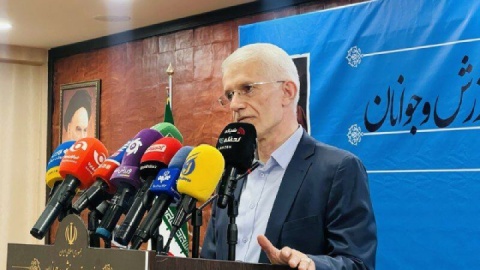 اسبقیان: وزارت ورزش به دنبال رفع دغدغههای تیم ملی فوتبال است