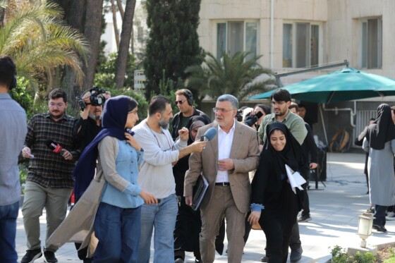 حاشیه جلسه امروز هیأت دولت