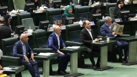 مانیفست اقتصادی دولت برای تأمین معیشت کم‌درآمدها