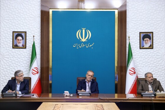 نشست بررسی عملکرد دانشگاه‌های پیام نور و فرهنگیان