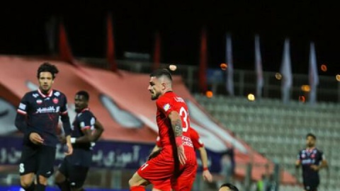 تراکتور ۱ - ۱ پرسپولیس/ باکیچ ناجی کریم باقری شد