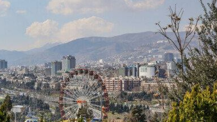 هوای تهران قابل قبول است