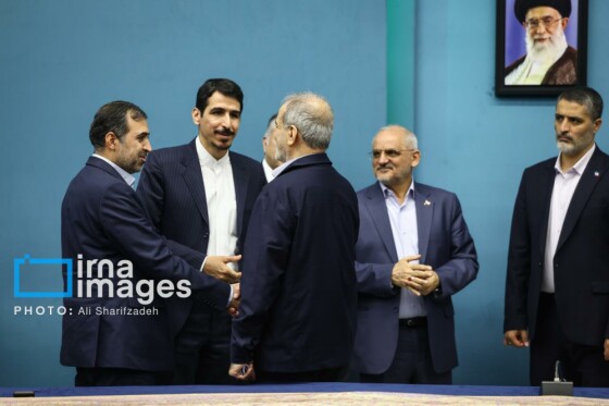 امضای قرارداد «جمع‌آوری گازهای مشعل میدان‌های نفتی» با حضور رئیس‌جمهور