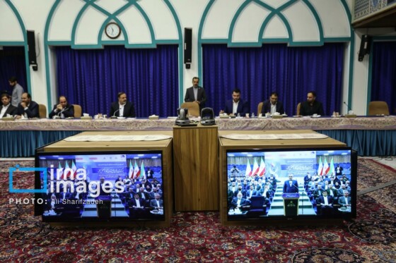 امضای قرارداد «جمع‌آوری گازهای مشعل میدان‌های نفتی» با حضور رئیس‌جمهور