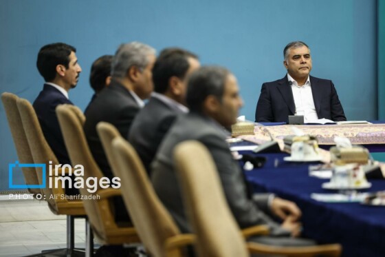 امضای قرارداد «جمعآوری گازهای مشعل میدانهای نفتی» با حضور رئیسجمهور