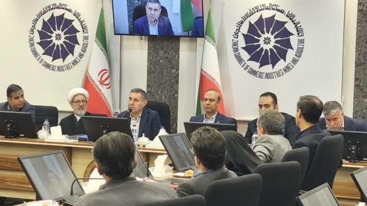 مشاور رییس جمهور: دولت اختیارات بیشتری را به استان‌ها تفویض کرد