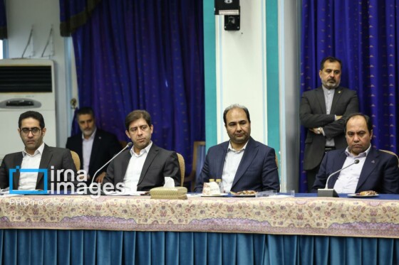 امضای قرارداد «جمع‌آوری گازهای مشعل میدان‌های نفتی» با حضور رئیس‌جمهور