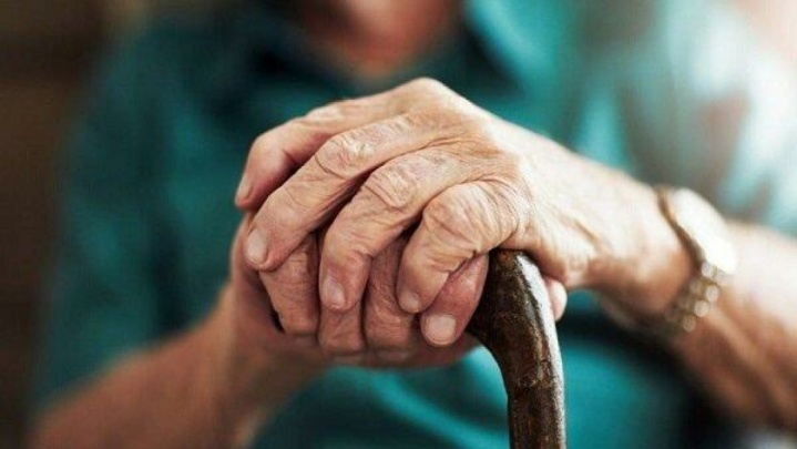 پیشنهاد رایگان شدن درمان سالمندان به شورای عالی بیمه