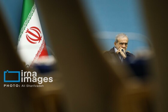 امضای قرارداد «جمع‌آوری گازهای مشعل میدان‌های نفتی» با حضور رئیس‌جمهور