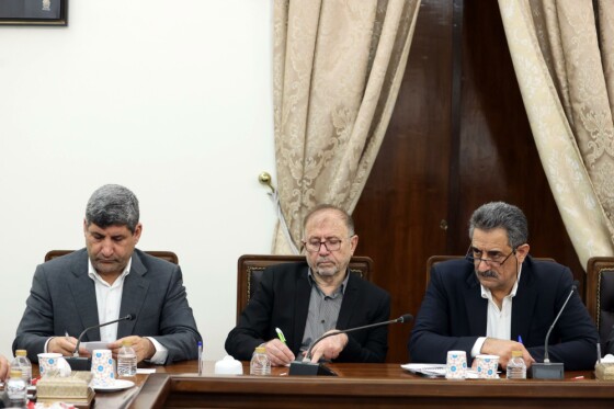 جلسه معاون اول رئیس جمهور با جمعی از صاحب‌نظران امور عشایری کشور