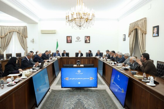 جلسه معاون اول رئیس جمهور با جمعی از صاحب‌نظران امور عشایری کشور